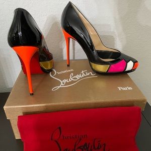 Christian Louboutin Black Patent Calf Leather Pumps with color-block accent